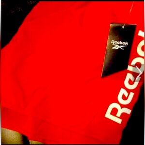 Reebock relaxed tracker heritage women shorts hibiscus